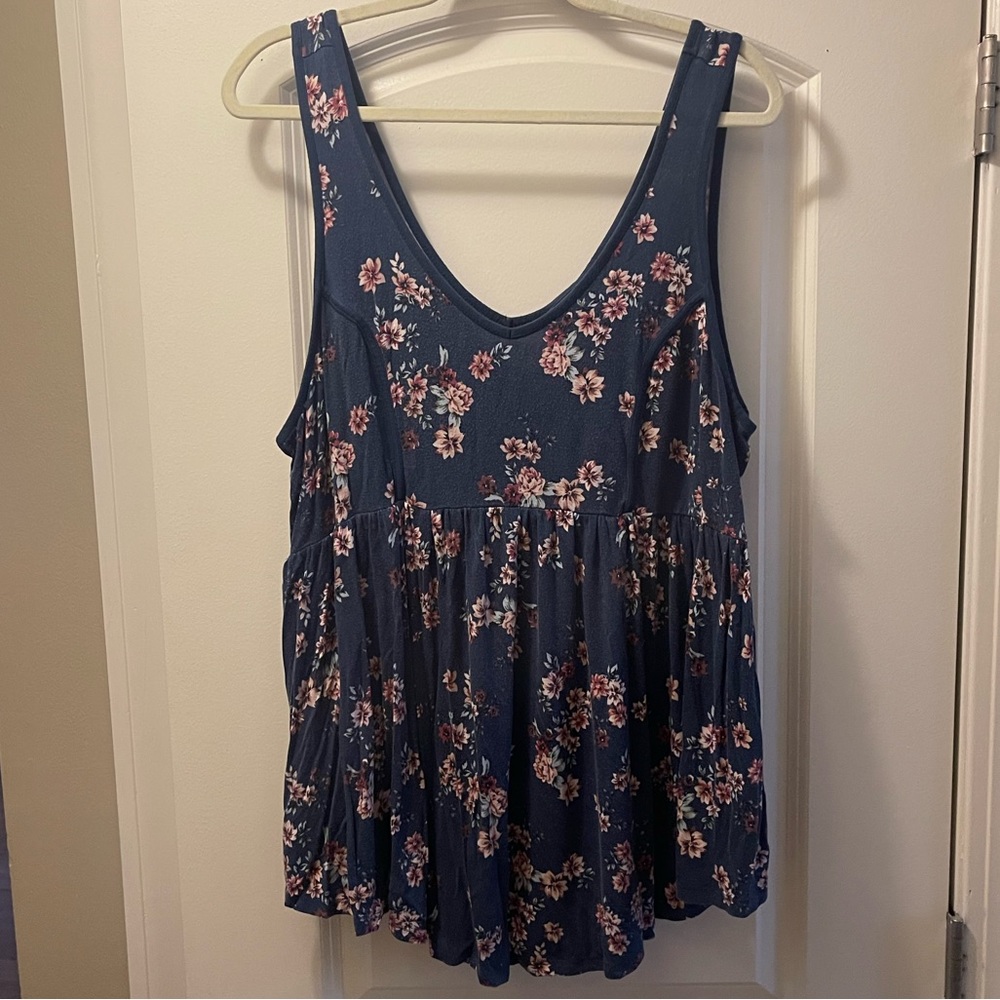 Simple blue floral tank top
